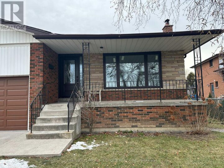 Property Photo: 7490 Middleshire Drive ON L4T 3S2