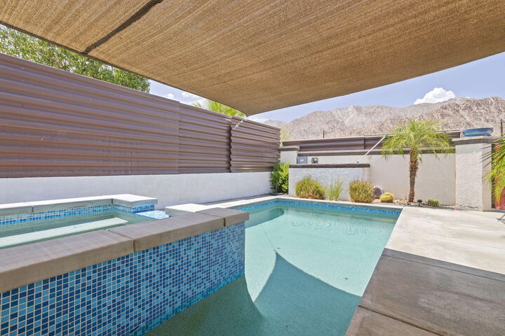 Property Photo:  52280 Avenida Ramirez  CA 92253 