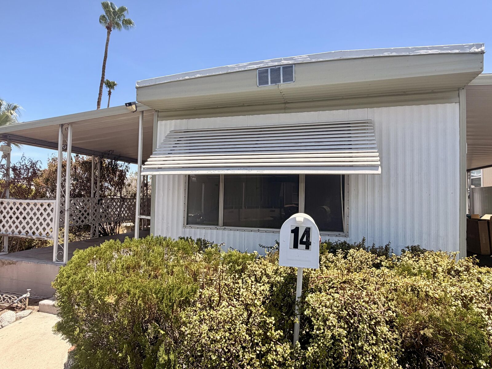 Property Photo:  14 Lazy B Drive  CA 92260 