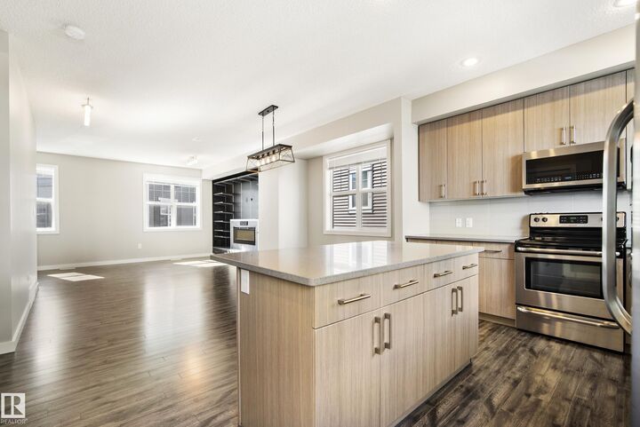 2803 James Mowatt Trail SW 82 — photo 1