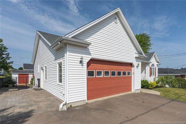 Property Photo:  11 Weymond Crescent  NB E1B 5H7 