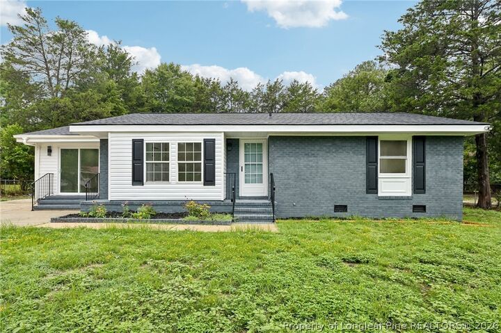 Property Photo: 628 Goodyear Drive NC 28390