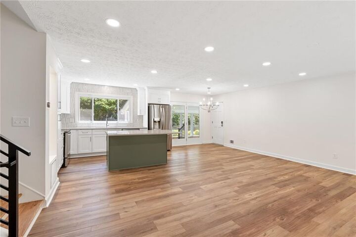Property Photo: 472 Barnesdale Drive GA 30068