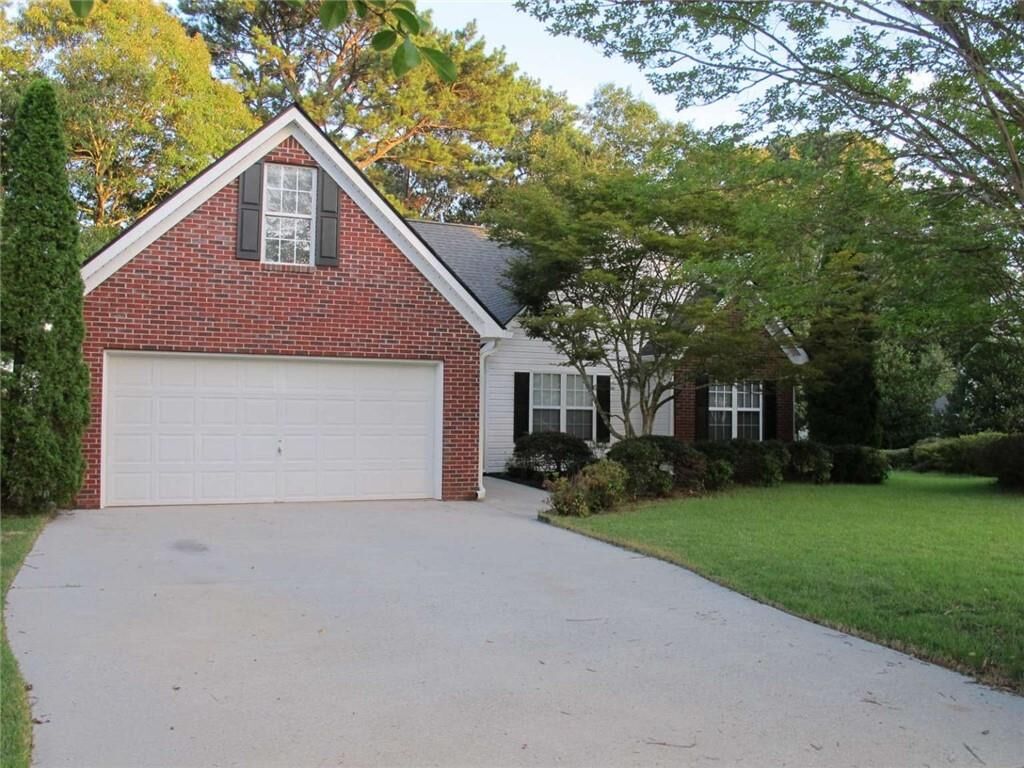 Property Photo: 518 Red Tip Court GA 30052