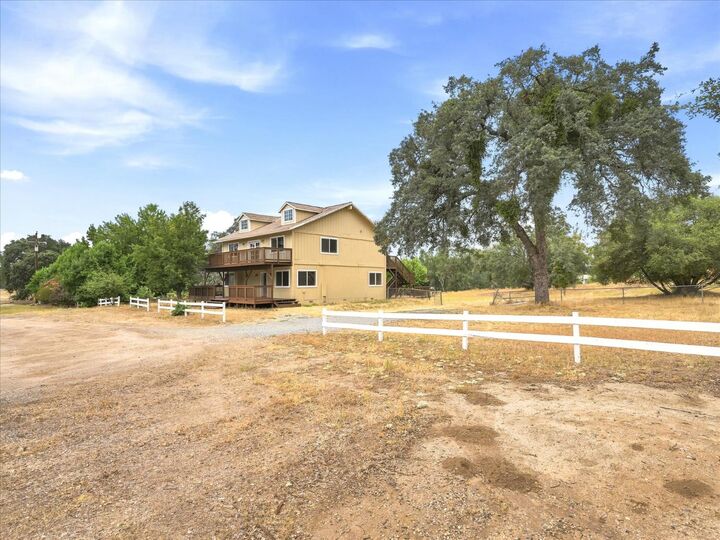 Property Photo: 47413 Road 417 CA 93614