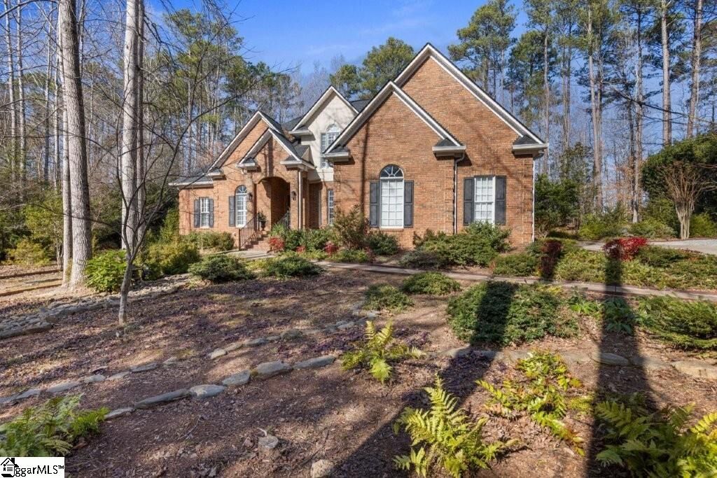 Property Photo: 30 Winged Foot Court SC 29306