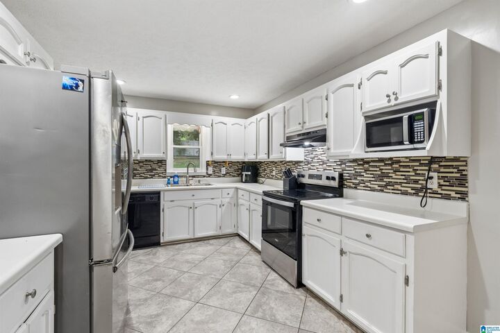 Property Photo:  3215 Berkley Hills Drive  AL 35907 