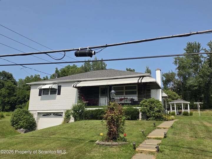 Property Photo:  327 Irving Street  PA 18403 