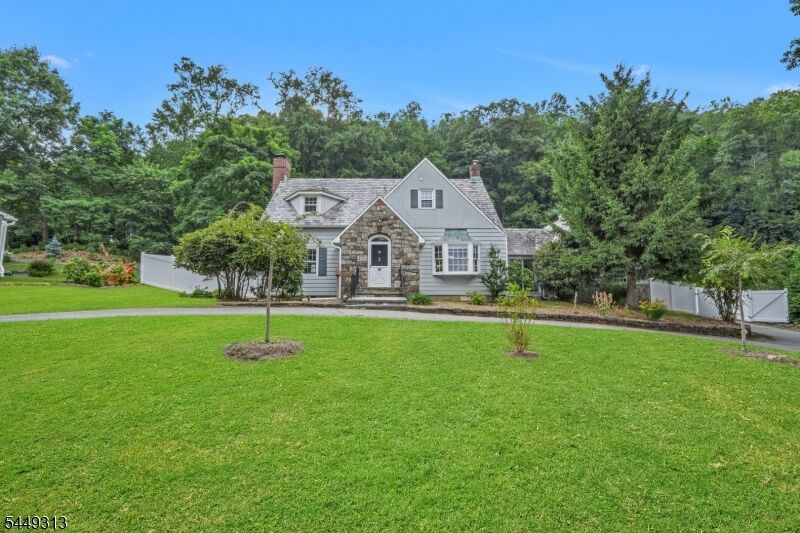 Property Photo:  85 Ann St  NJ 07801 