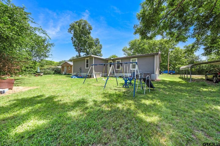 Property Photo:  195 N Wood St.  TX 75440 