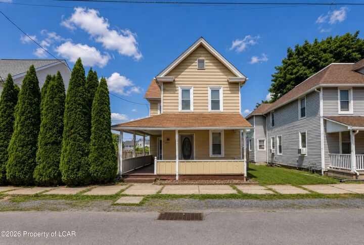 Property Photo: 419 E 6th Street PA 18603