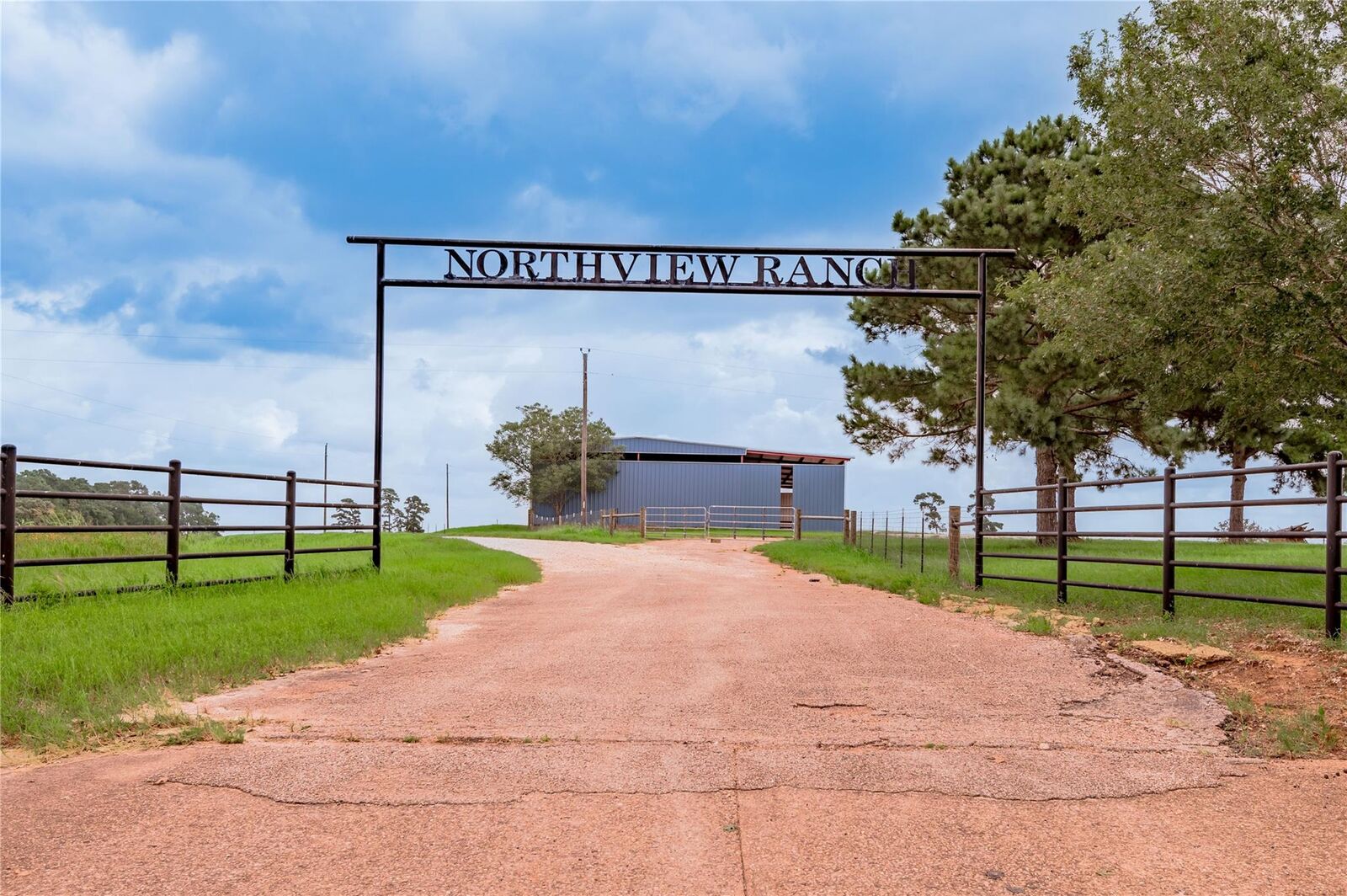 Property Photo: 51 Northview Trail TX 75835
