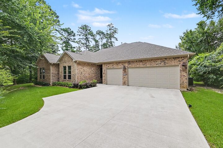 Property Photo: 25210 Wilkes Park TX 77375