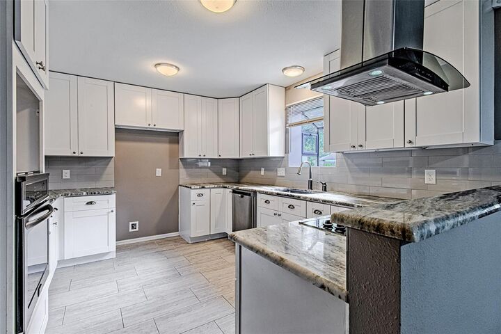 Property Photo:  3323 Lost Hollow Drive  TX 77339 