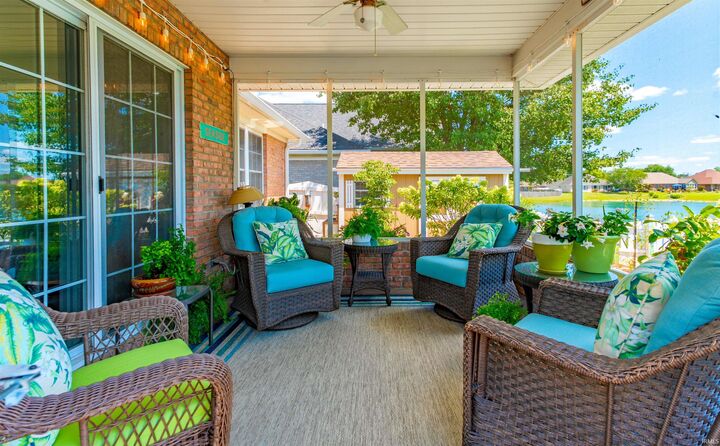 Property Photo:  4515 Langly Court  IN 47711 
