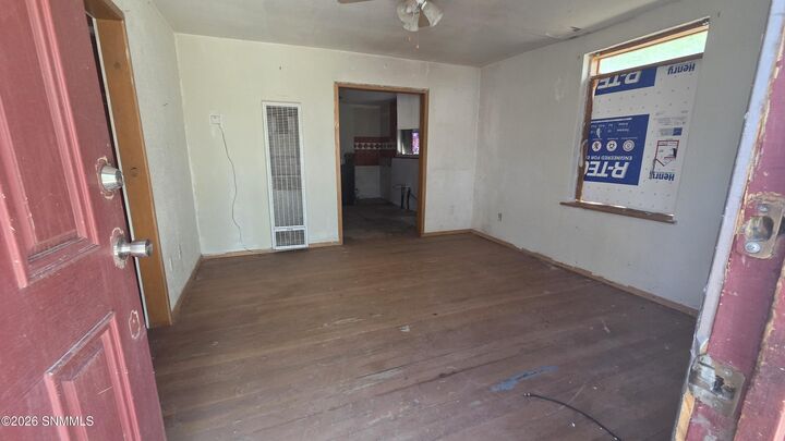Property Photo:  1760 N Mesquite Street  NM 88001 