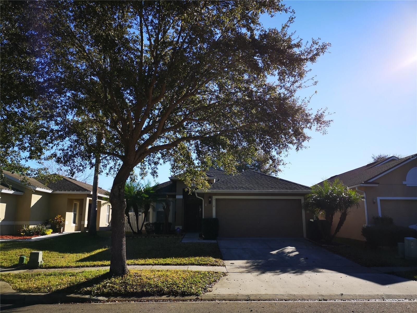 Property Photo: 5118 Santa Ana Drive FL 32837