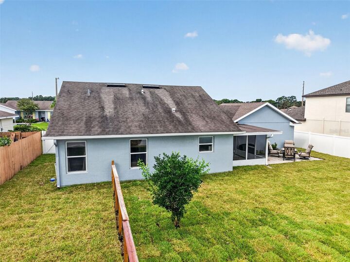 Property Photo: 544 Tortola Avenue FL 32778