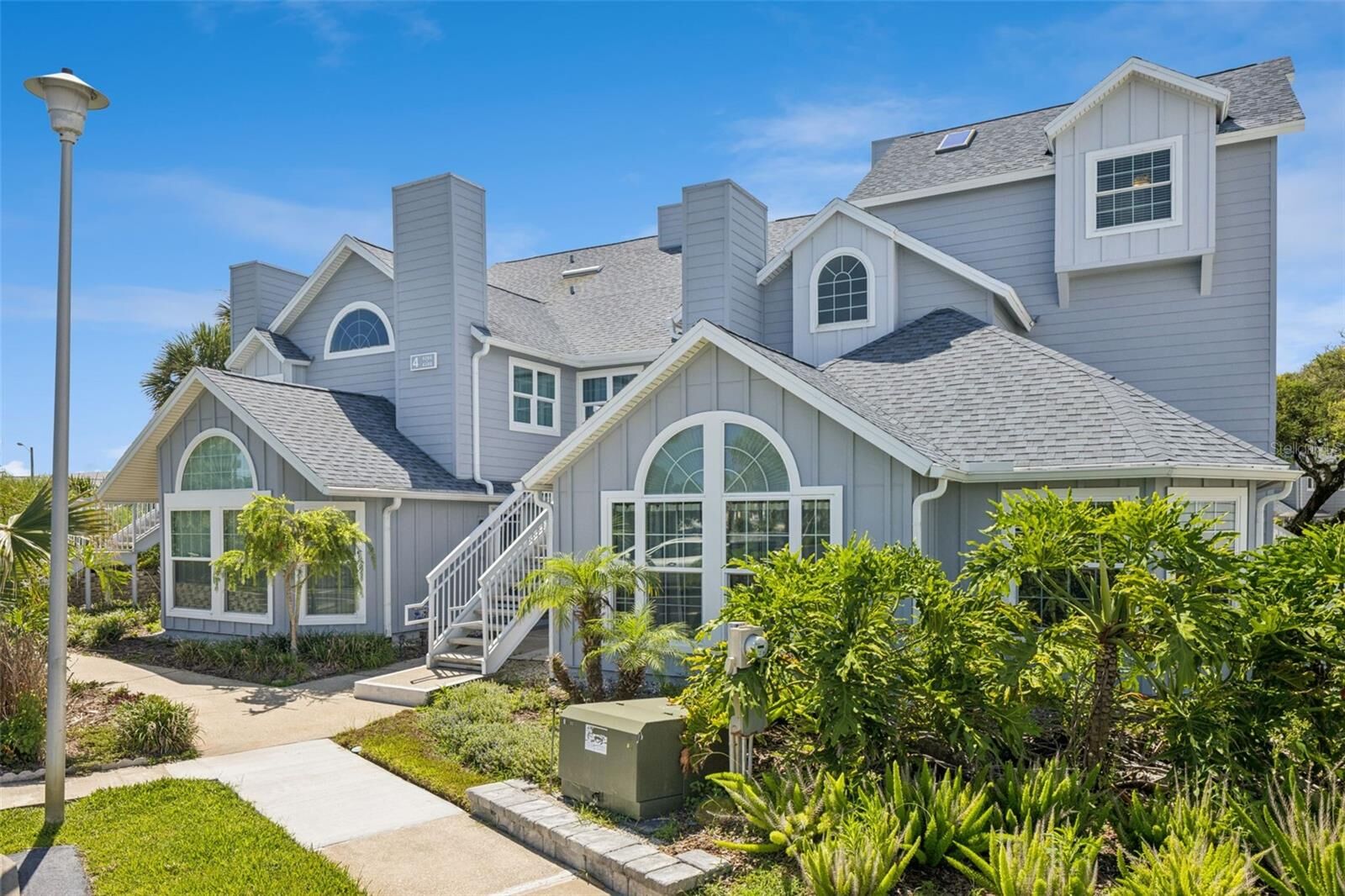 Property Photo:  4268 Sun Village Court 320  FL 32169 
