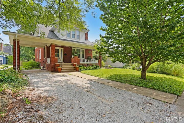 Property Photo: 6 Halleck Avenue IL 62025