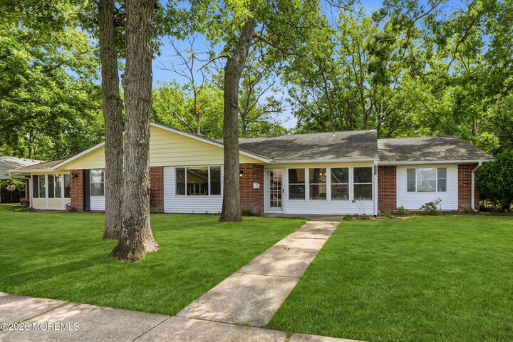 Property Photo:  206 Huntington Drive  NJ 08701 