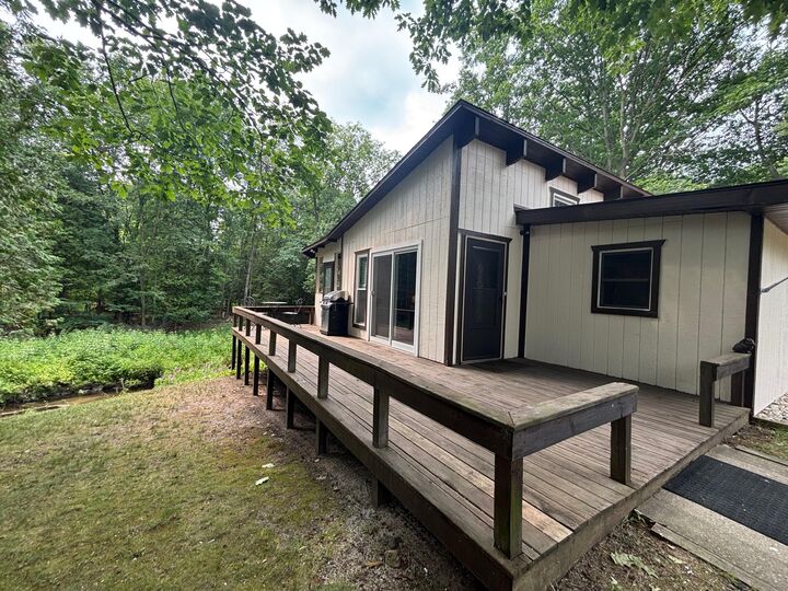 Property Photo:  1965 E Hammett Road  MI 49420 