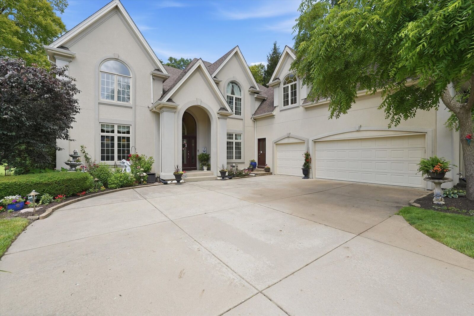 Property Photo:  1108 Chadwick Court  IL 60502 