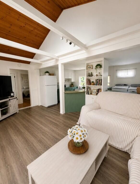 Property Photo:  10 Douglas Street  ME 04252 