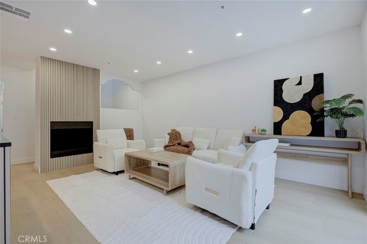 Property Photo:  15044 Nordhoff Street 8  CA 91343 