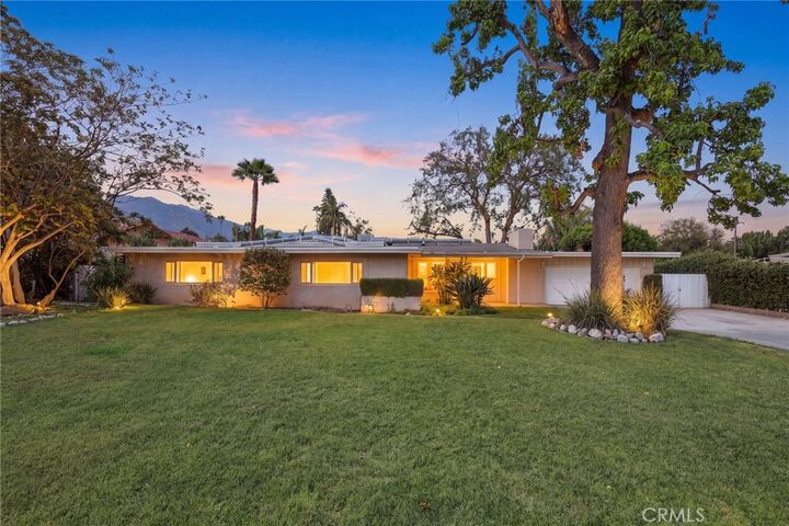 Property Photo:  206 Oak Meadow Road  CA 91024 