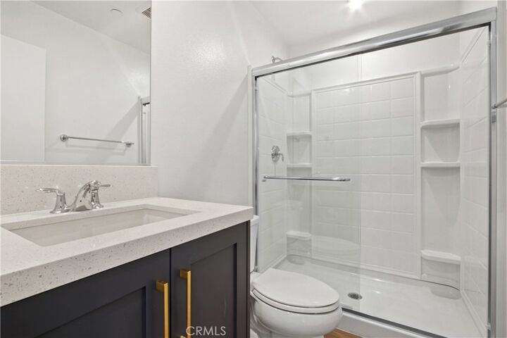 Property Photo:  1410 W Bushell Street  CA 92805 