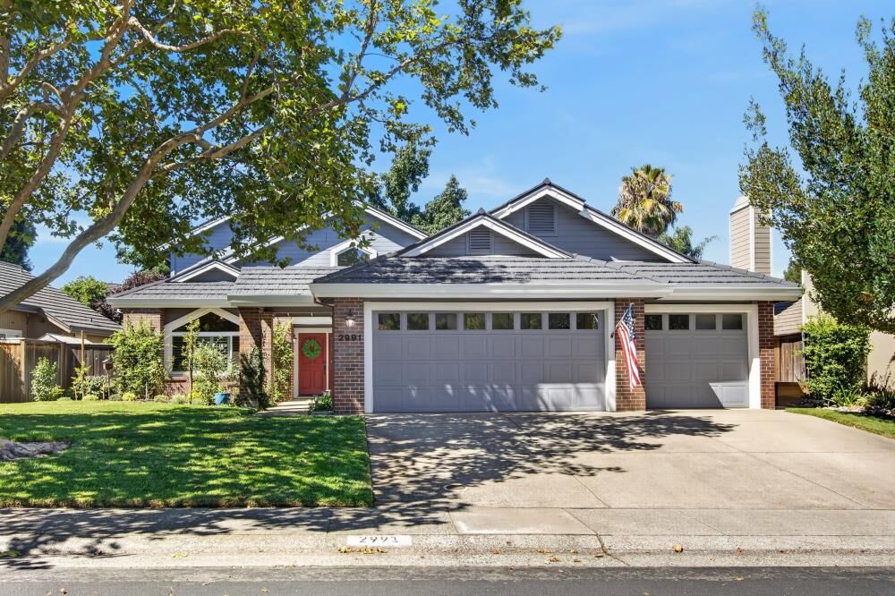 Property Photo:  2991 Courtside Drive  CA 95661 
