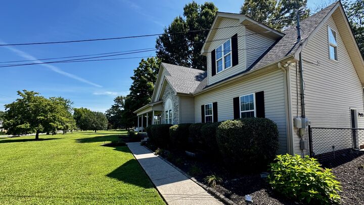 Property Photo: 431 Conhocken Ct TN 37128
