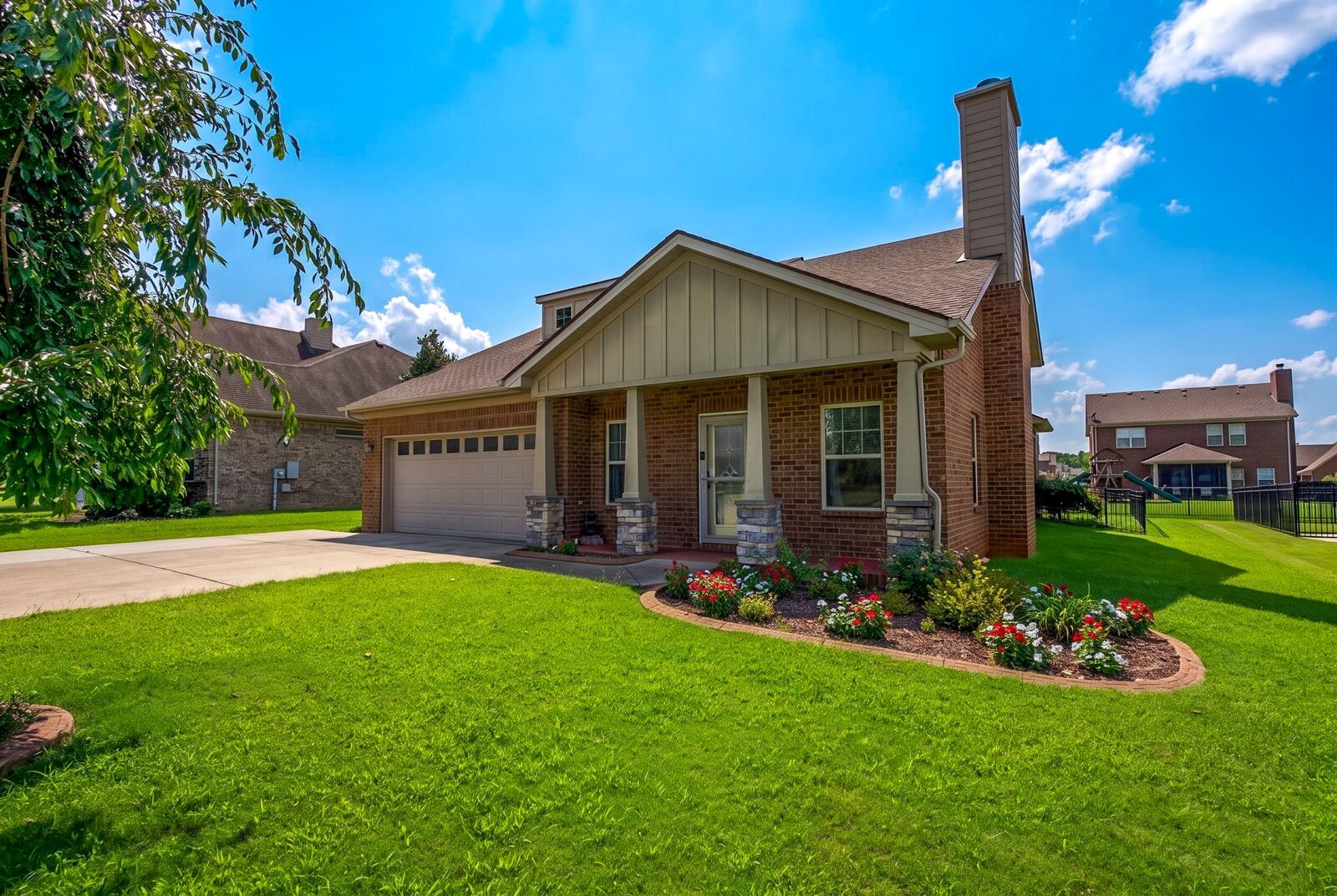 Property Photo: 5139 Heroes Ln TN 37129