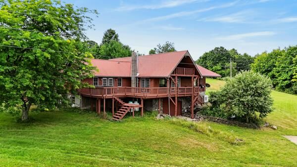 Property Photo:  462 Case Rd  PA 18840 