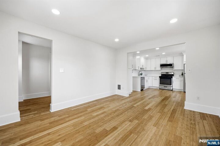Property Photo:  136 7th Avenue 2nd Fl  NJ 07675 