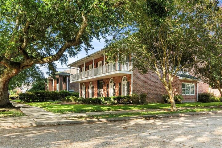 Property Photo:  4632 Southshore Drive  LA 70002 