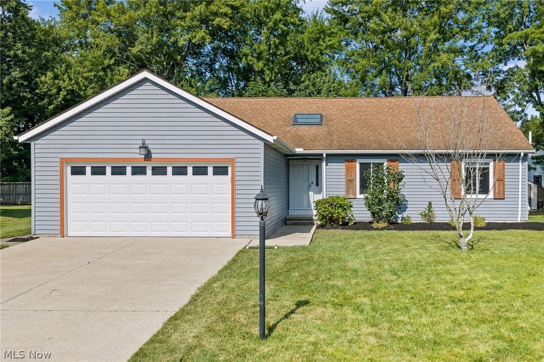 Property Photo:  16002 Wedgewood Lane  OH 44149 