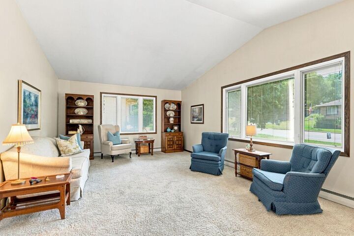 Property Photo:  1425 Rice Creek Road NE  MN 55432 