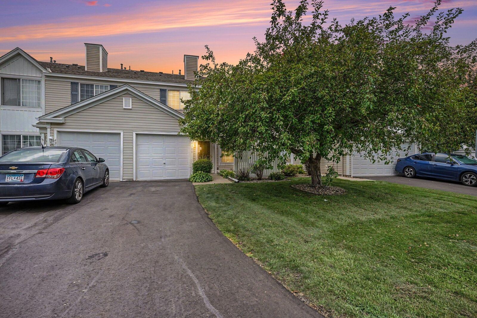 Property Photo:  4300 Meghan Lane 302  MN 55122 