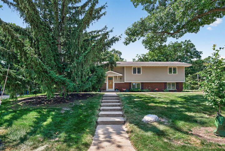 Property Photo: 2200 Chalet Drive NE MN 55421