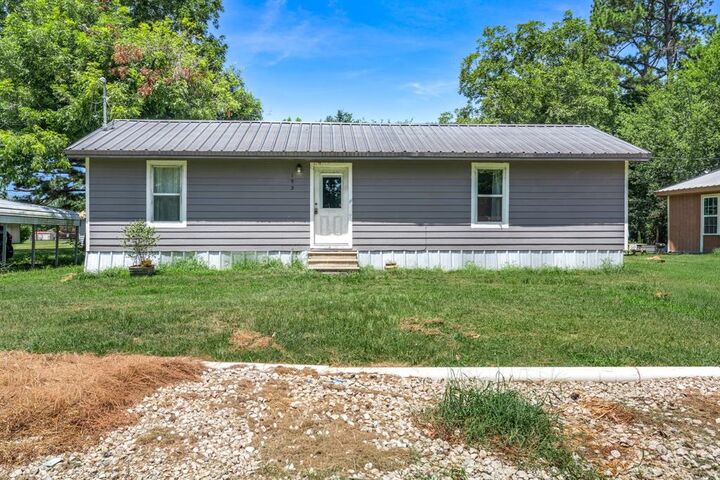 Property Photo:  195 N Wood Street  TX 75440 