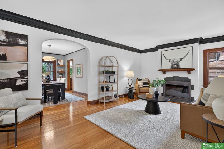 Property Photo: 2010 N 54th Street NE 68104