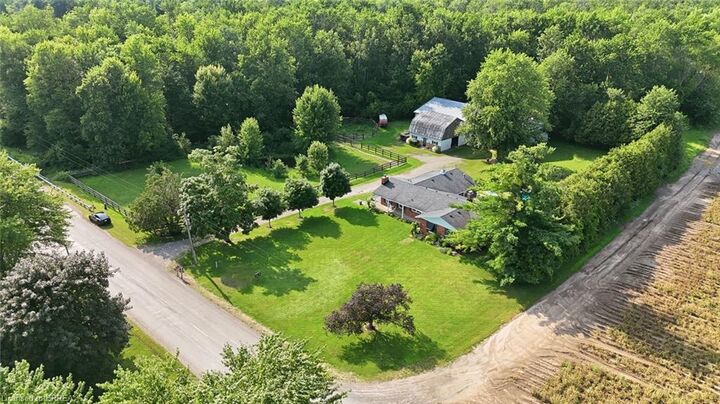 Property Photo: 1213 Concession 5 Road W ON L8B 1L3