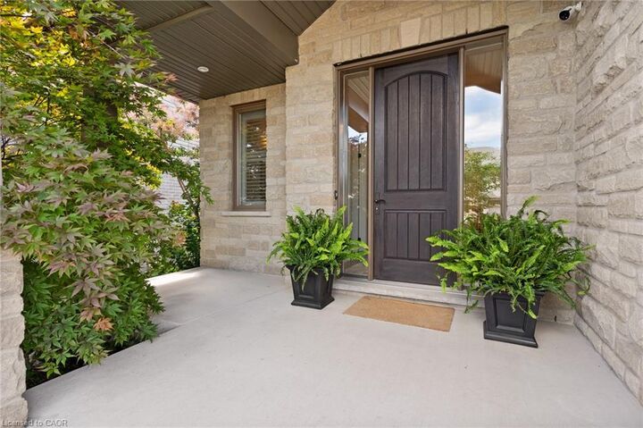 Property Photo: 269 Carriage Way S ON N2K 1S7