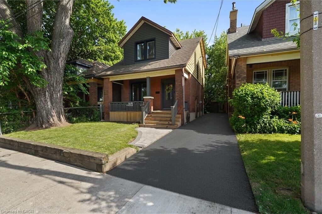 Property Photo:  41 Macallum Street  ON L8L 4E9 