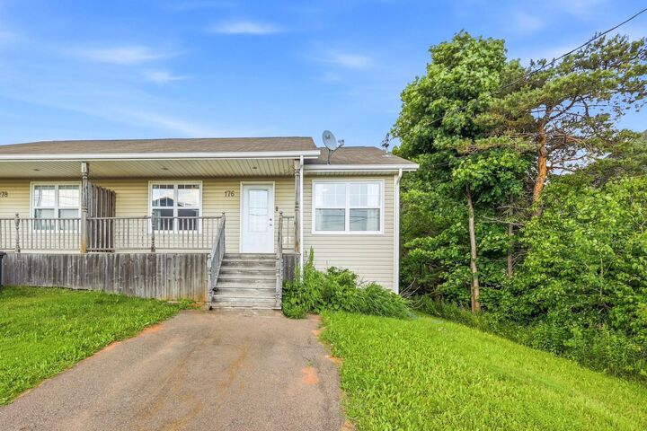 Property Photo:  176 Norwood Road  PE C1A 0E1 