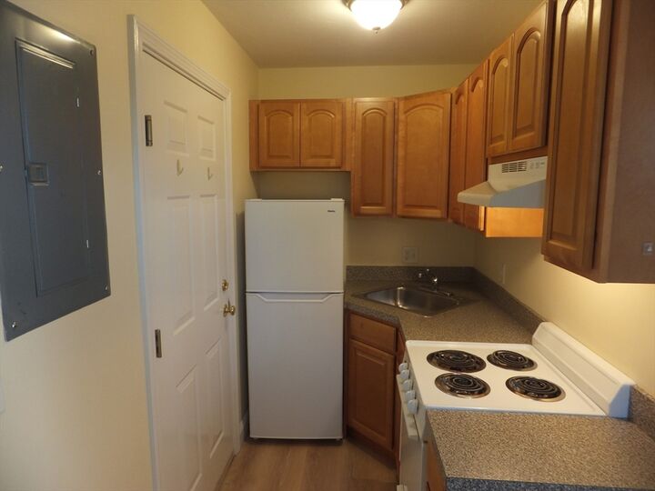 Property Photo:  1581 Commercial St 5  MA 02189 