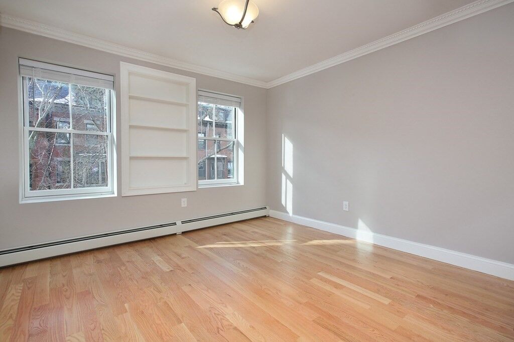 Property Photo:  205 W Springfield St 2  MA 02118 