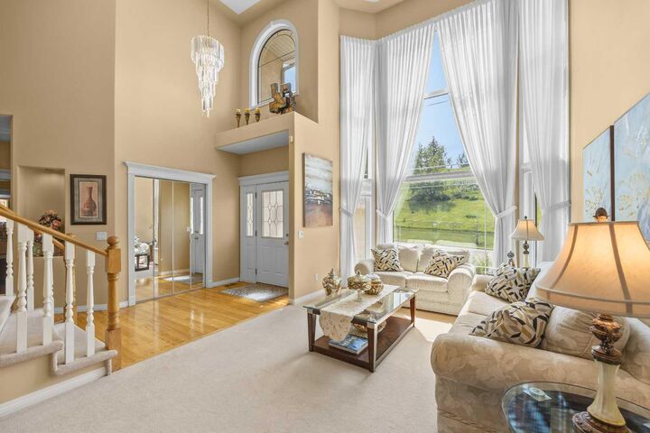 Property Photo: 207 Hamptons Drive NW AB T3A 5S1